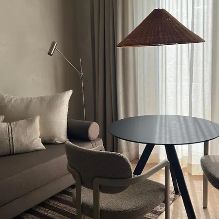 Haus Ella Hotel *