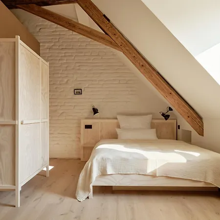 Haus Ella Hotel *